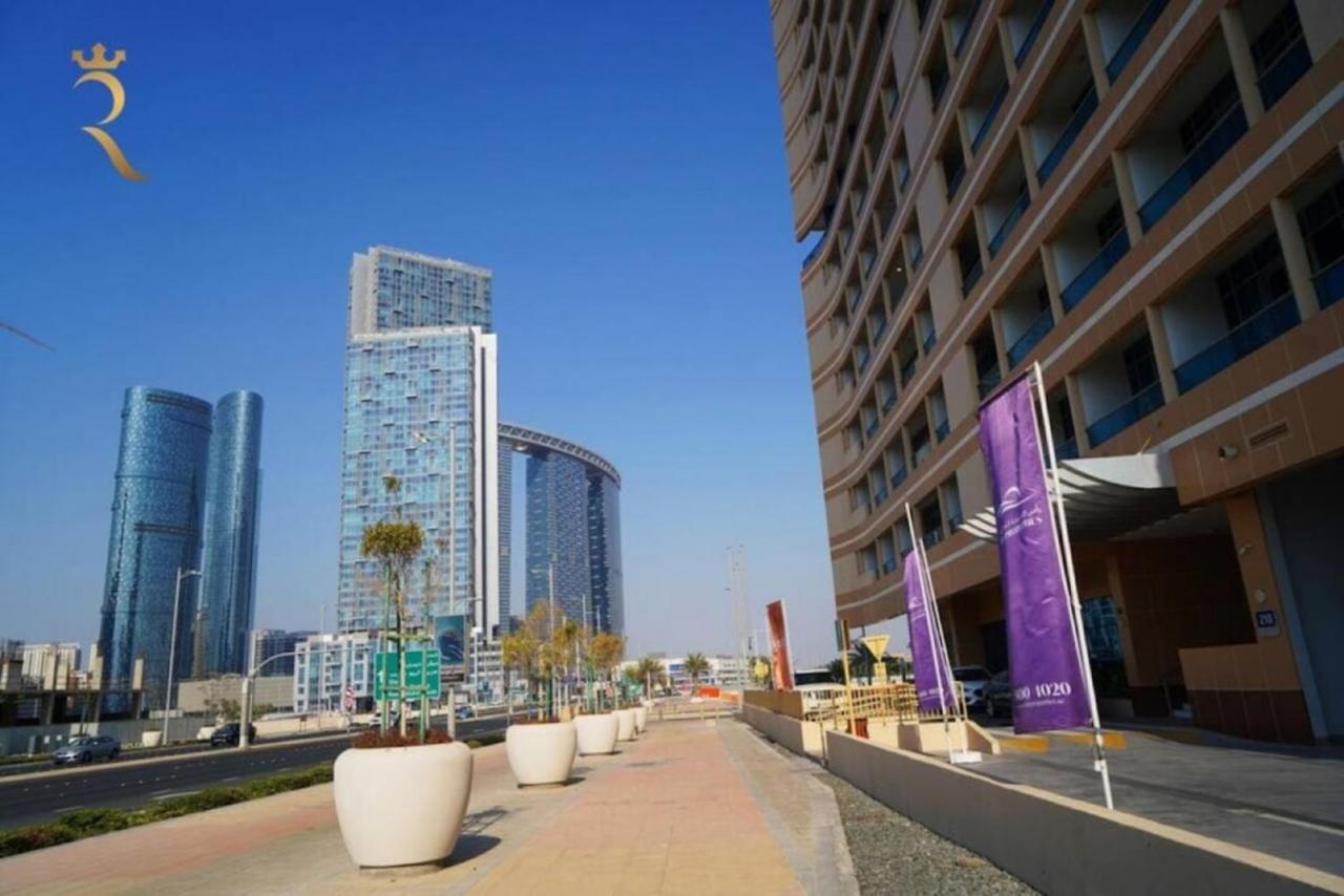 Chic Julphar Studio - Al Reem Island City Living - B&B Abu Dabi