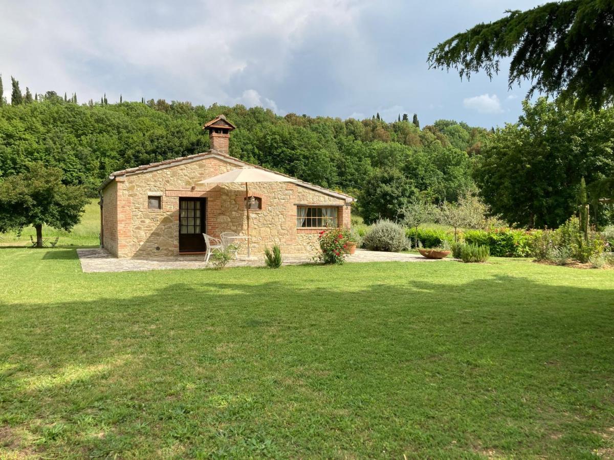 Agriturismo Podere La Paolina - Residenza di Charme - B&B Montefollonico