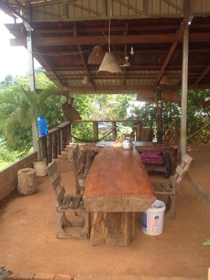 FamilyHouse & Trekking - Ferienwohnung Banlung