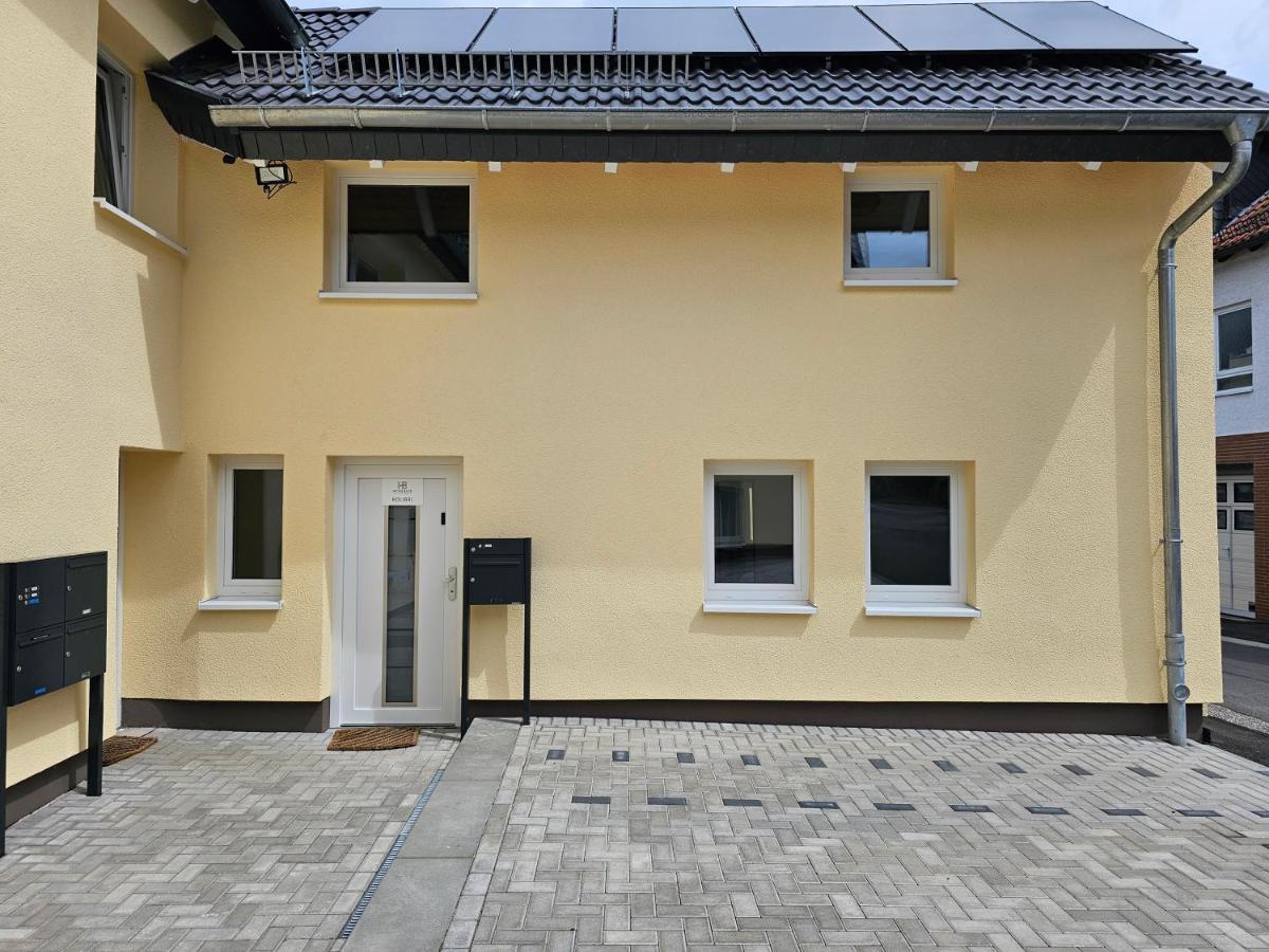 KOLIBRI - Design Maisonette - Nintendo Switch, Streaming, Bikestore, E-Wallbox - B&B Marburg an der Lahn