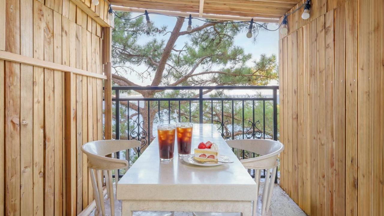Yeosu Nukim Pension - Bed and Breakfast Yeosu
