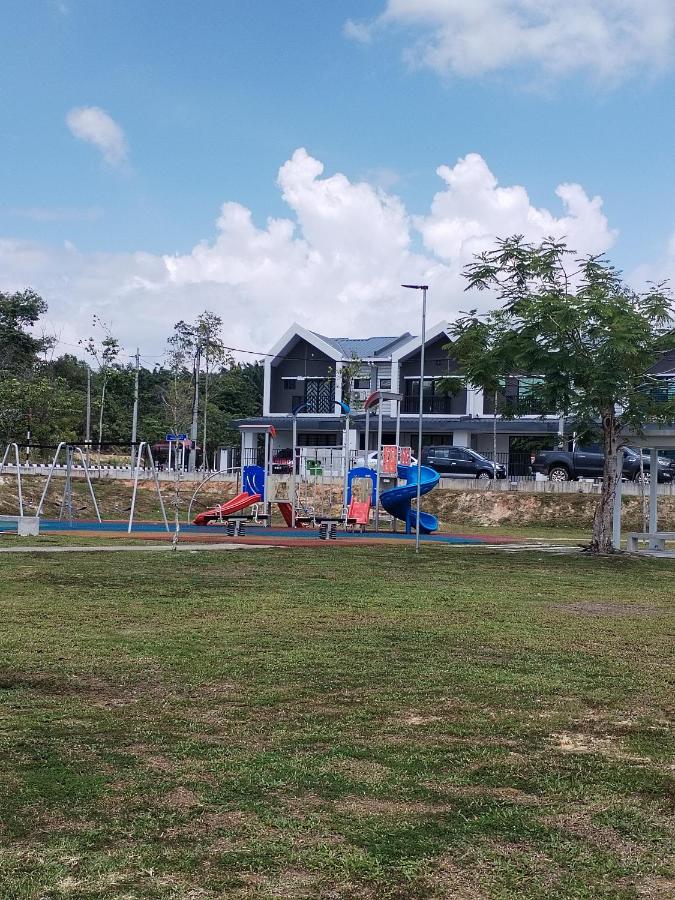 Adam's Homestay Kuantan - B&B Kuantan