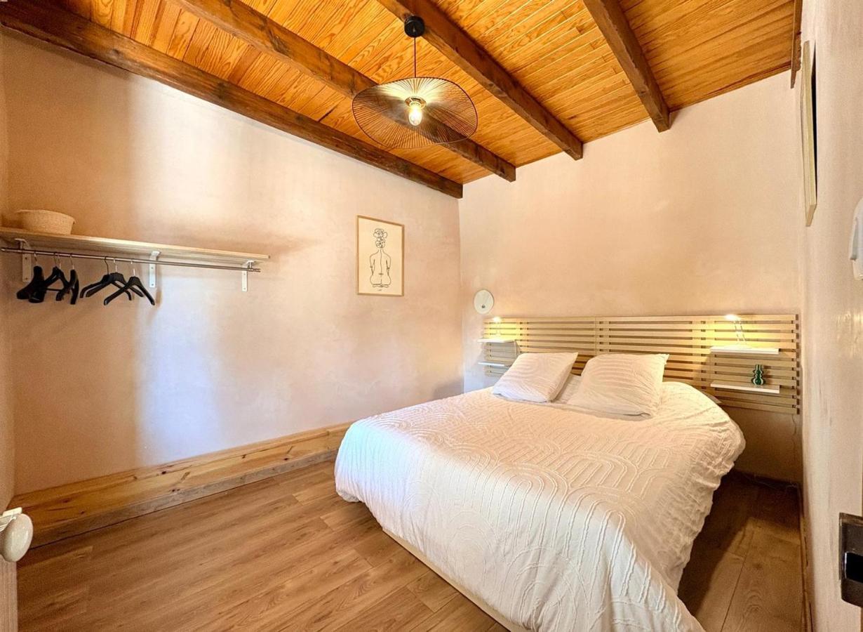 Mazet Suzie, 2 chambres, piscine & parking - Ferienwohnung Nîmes