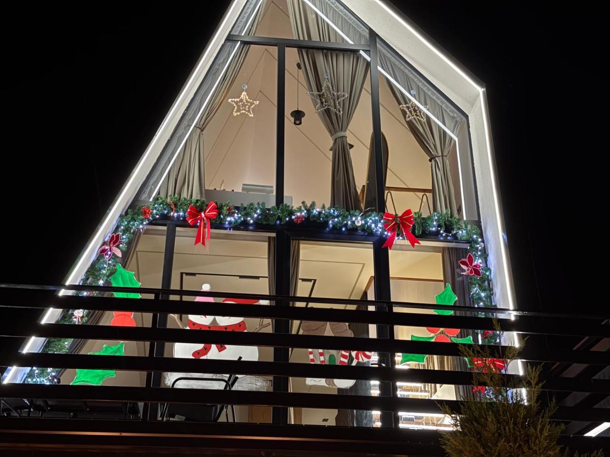 Lakeside Villas - Chambres d’hôtes Shirokë