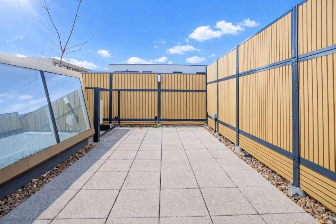 The Townhouse I 4BR I Roof Terrace I Sleeps 8 - Chambres d'hôtes Manchester