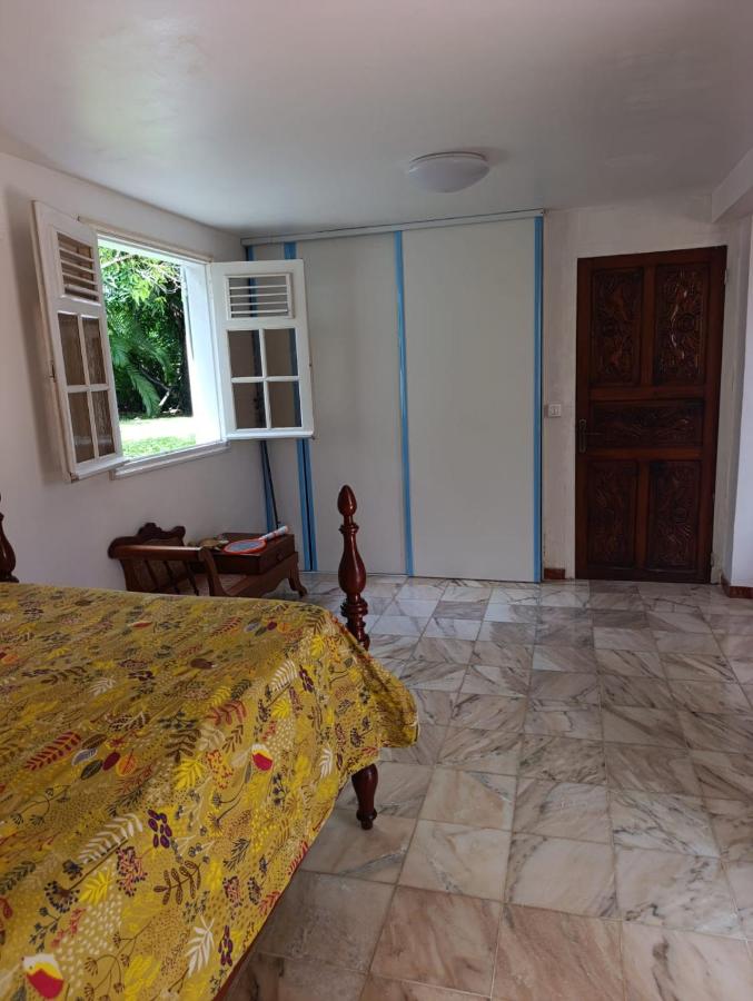Villa Renée - B&B Petit-Bourg