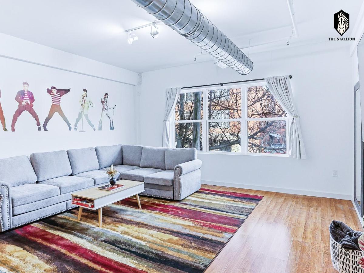 The Stallion - B&B Memphis