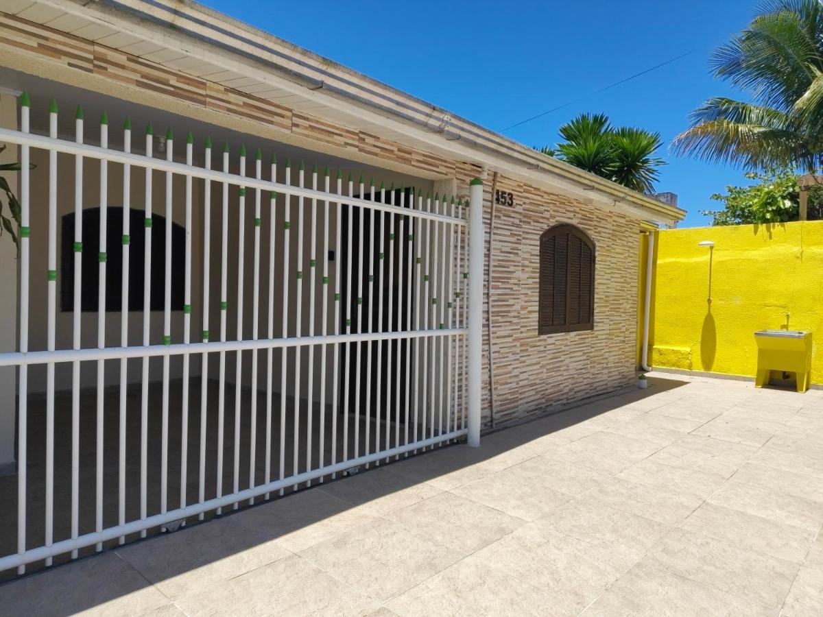 Oásis - Casa com Piscina e Churrasqueira - Chambres d’hôtes Pontal do Paraná