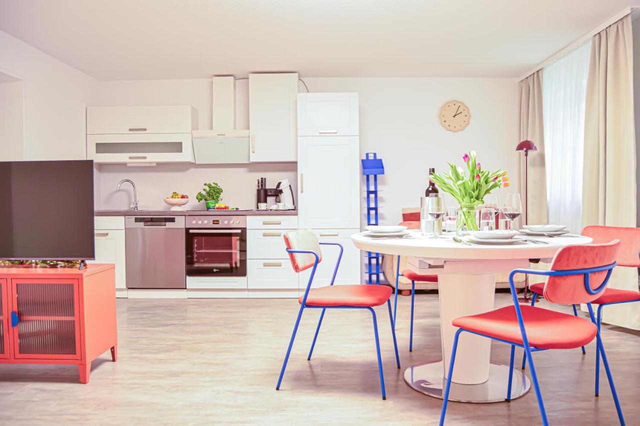 Ferienwohnung Friedrichshafen Bodensee - zentral - nahe Messe & See - Chambres d’hôtes Friedrichshafen