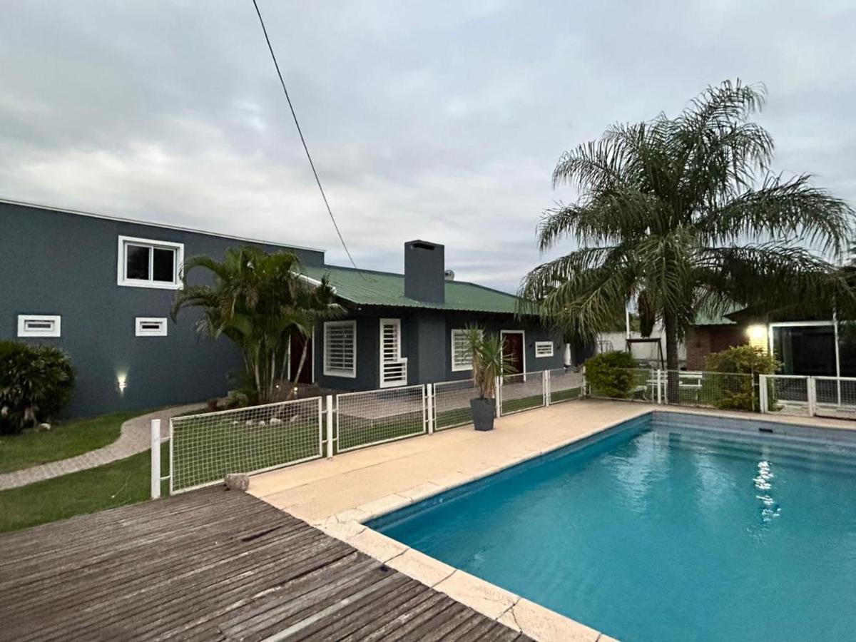 Hermosa Casa con Quincho y pileta - Ferienwohnung La Banda
