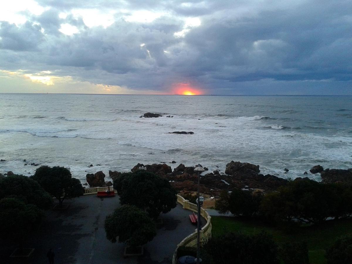 Apartamento Com Vista Para O Mar - B&B Oporto