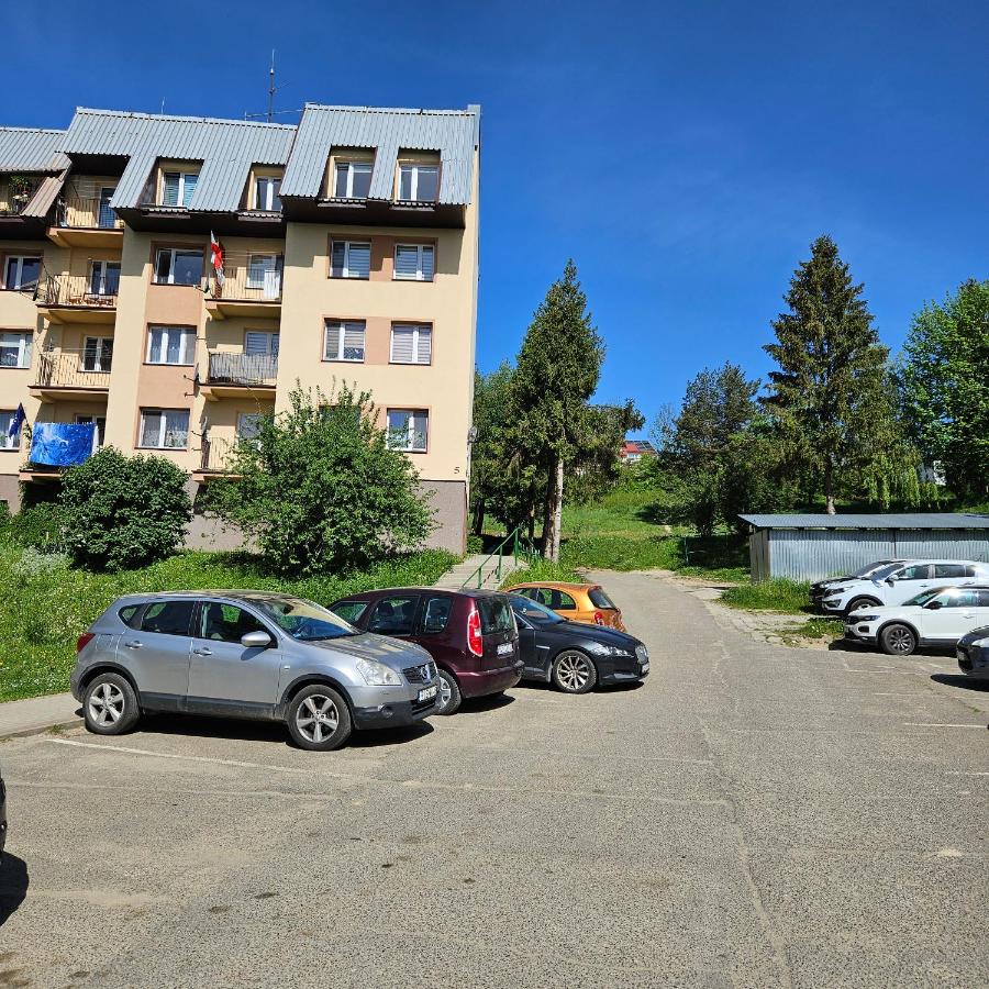 Słoneczny Apartament Panorama 5 7 z Widokiem na Jezioro i Góry - Chambres d'hôtes Polańczyk