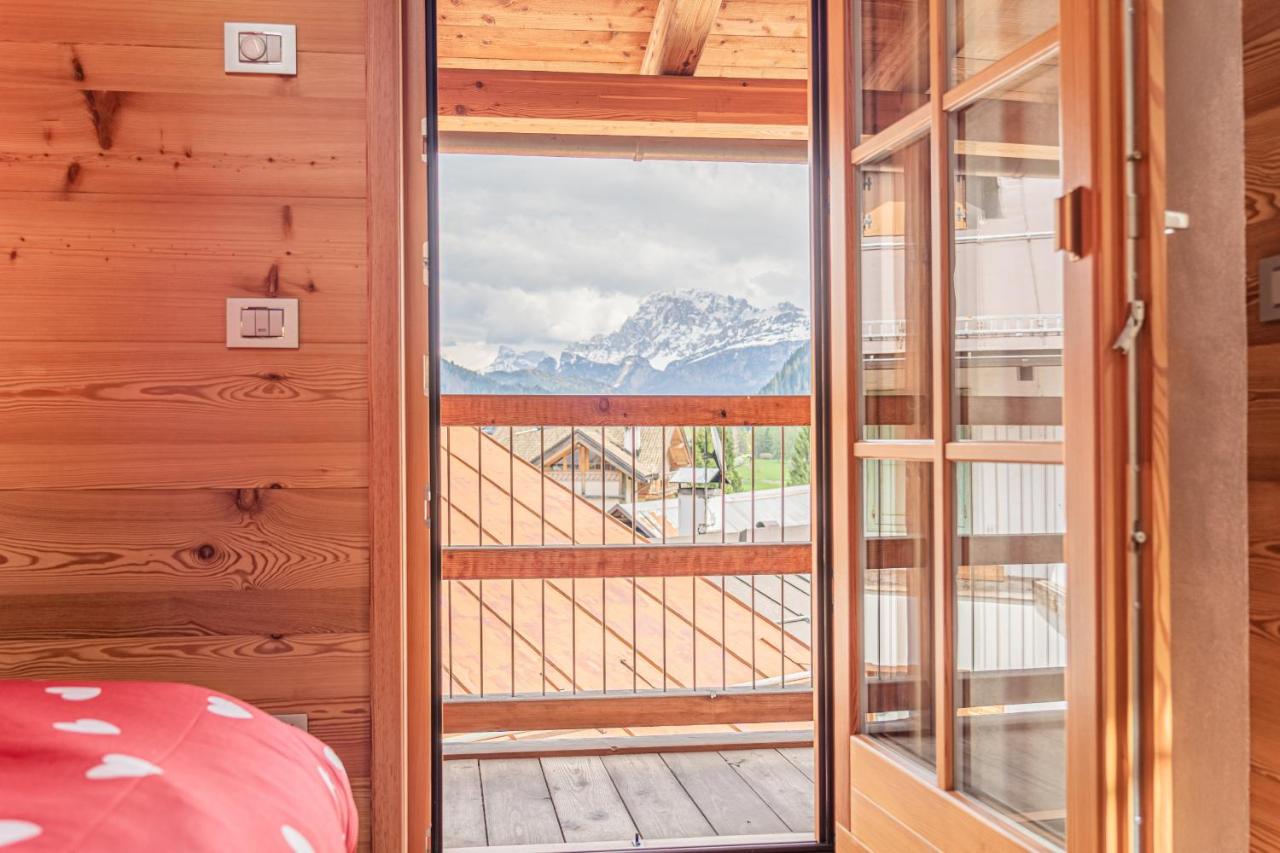 The Love Chalet - B&B Falcade