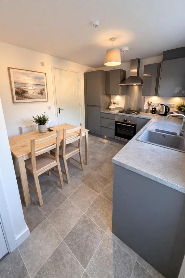 Hidden Gem Near St Andrews Garden & Woodland Views - Chambres d'hôtes Guardbridge