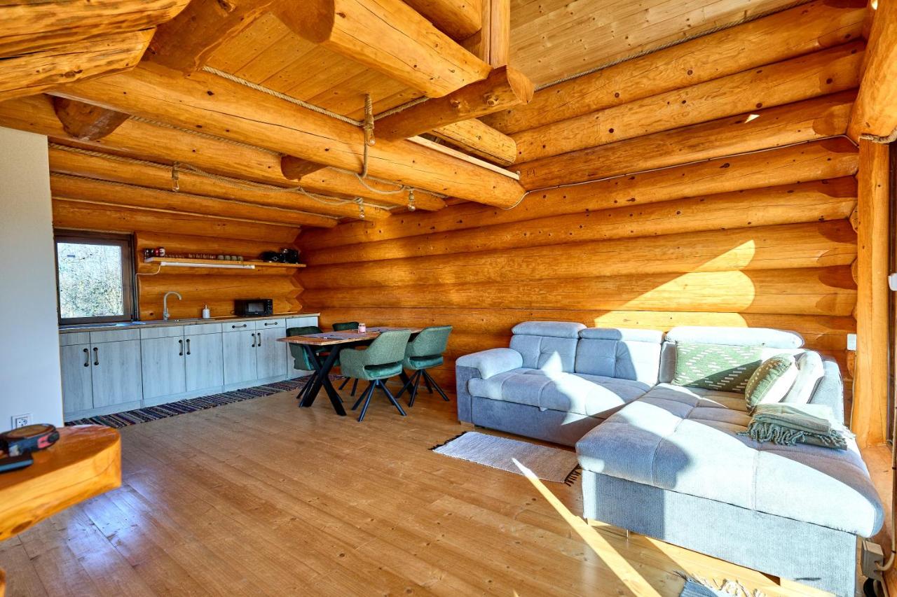 Golden Log House - Chambres d'hôtes Hajdúszoboszló