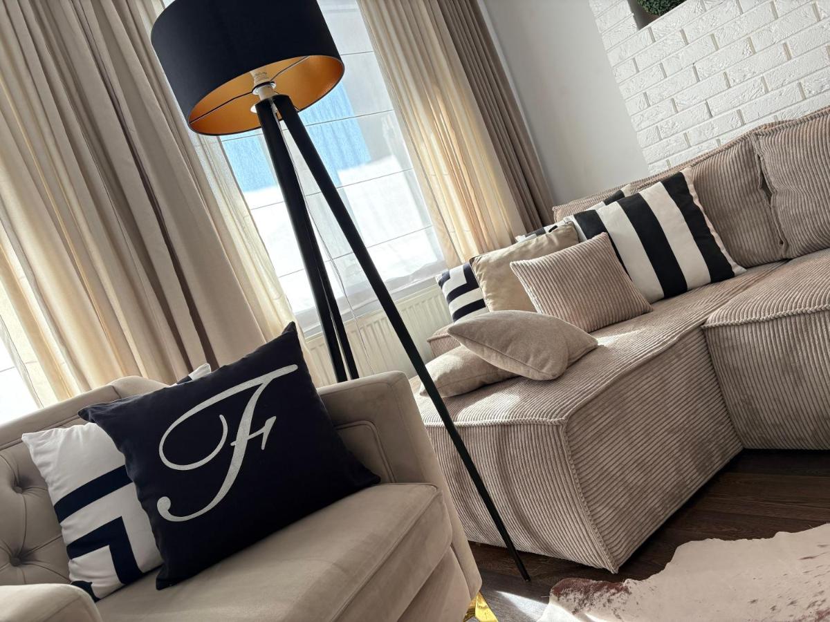 Nowa apartament - komfortowe 61m2 - 3 pokoje, garaż, klimatyzacja - Chambres d'hôtes Bydgoszcz