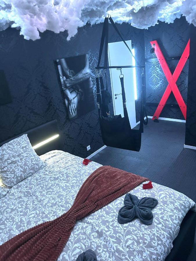 Love room - La Parenthèse Douceur - Ferienwohnung Noisy-le-Grand