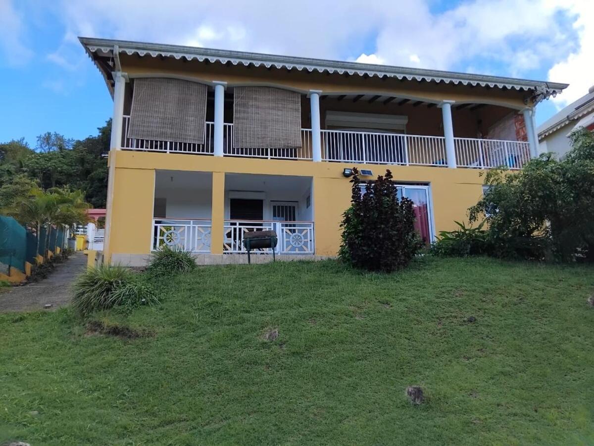 Charmant appartement en bas de villa - B&B Sainte-Luce