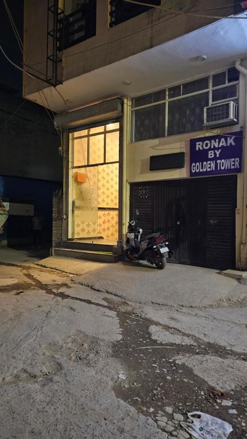 Ronak by Golden Tower - B&B Nuova Delhi