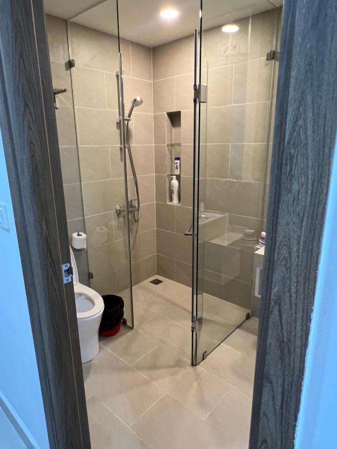 Luxury 2BR at River Panorama, Pool 35F - B&B Ho Chi Minh City