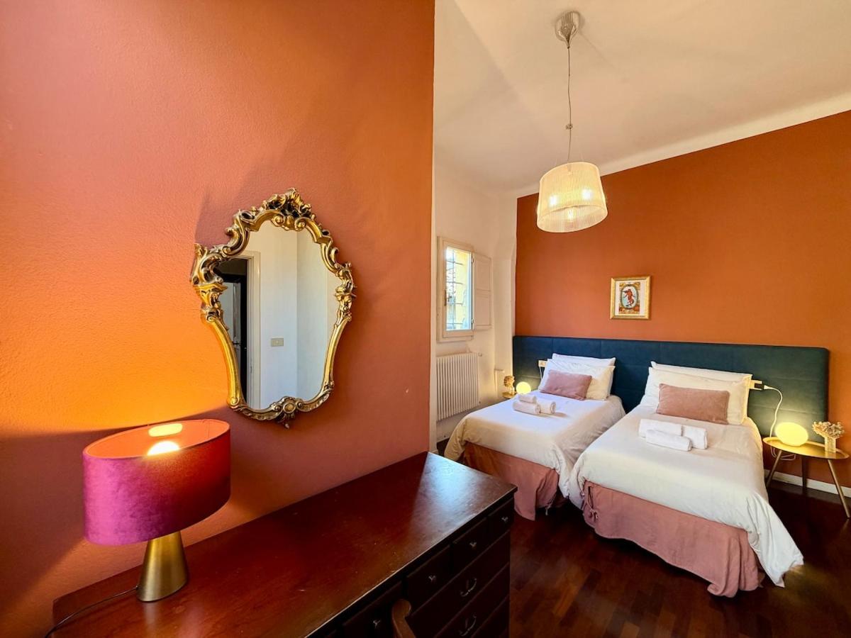House of Chariot - Near Piazza Maggiore - Ferienwohnung Bologna
