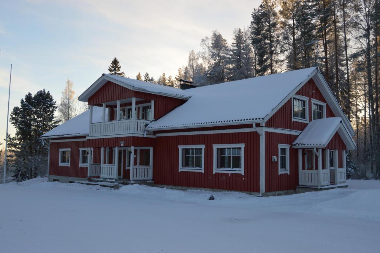Seven-Bedroom House