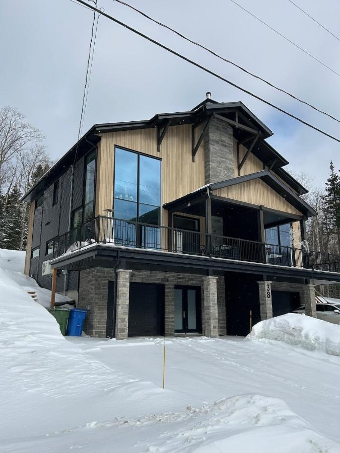 Chalet panoramique spa et ski au coeur des montagnes - Chambres d'hôtes Saint-Philémon