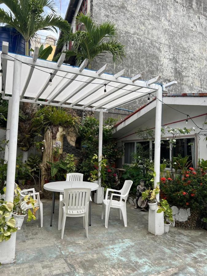 En Pensionne, Lodging - Bed and Breakfast Iloilo