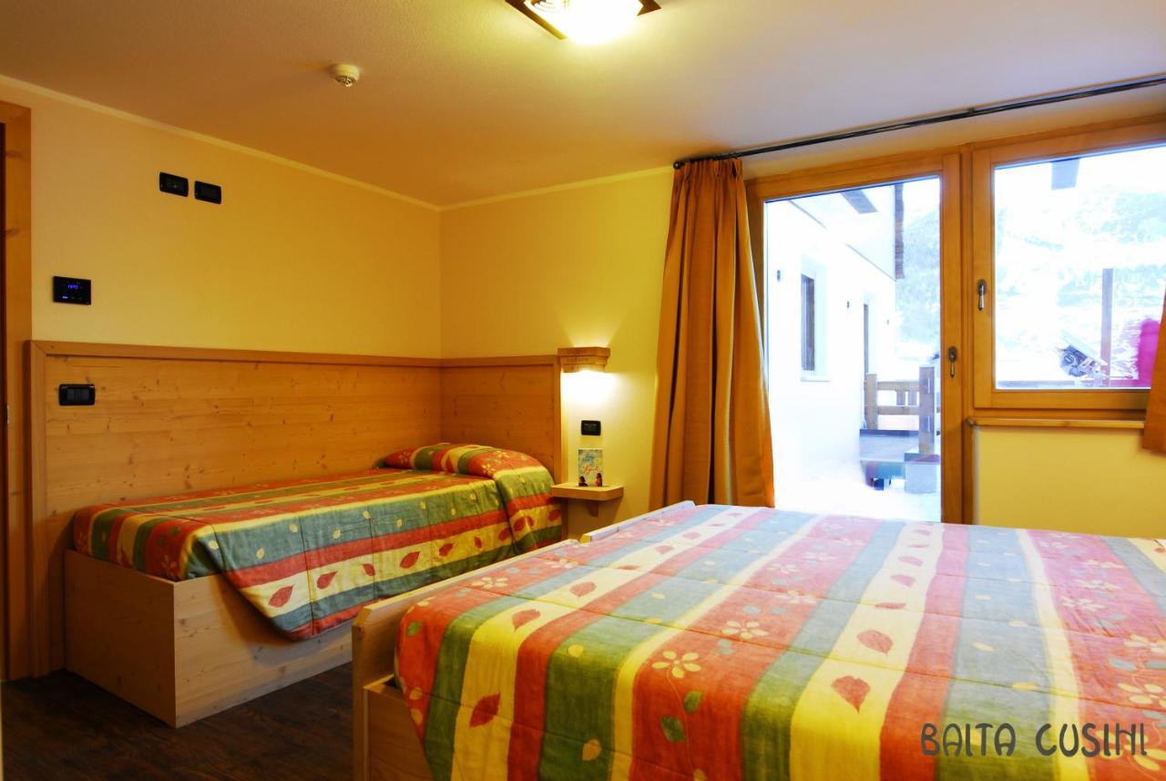 Standard One-Bedroom Apartment (3 adults)