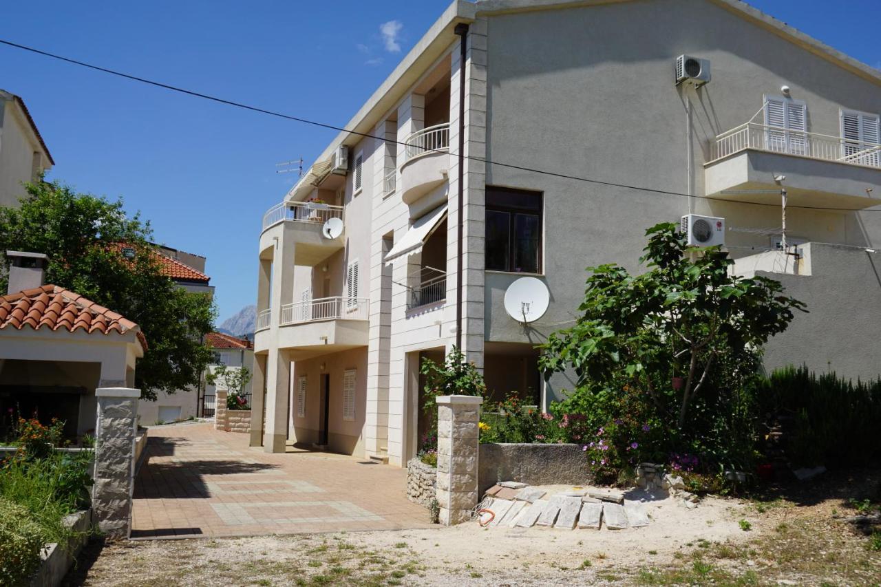 Adrion - B&B Macarsca
