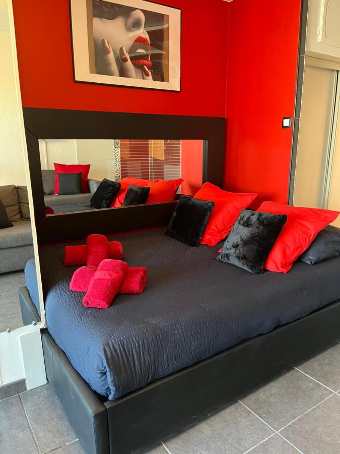 Héliopolis C41 - Studio, place de parking privée, terrasse vue mer - 2 à 4 personnes au pied de la plage - Chambres d'hôtes Le Cap d'Agde