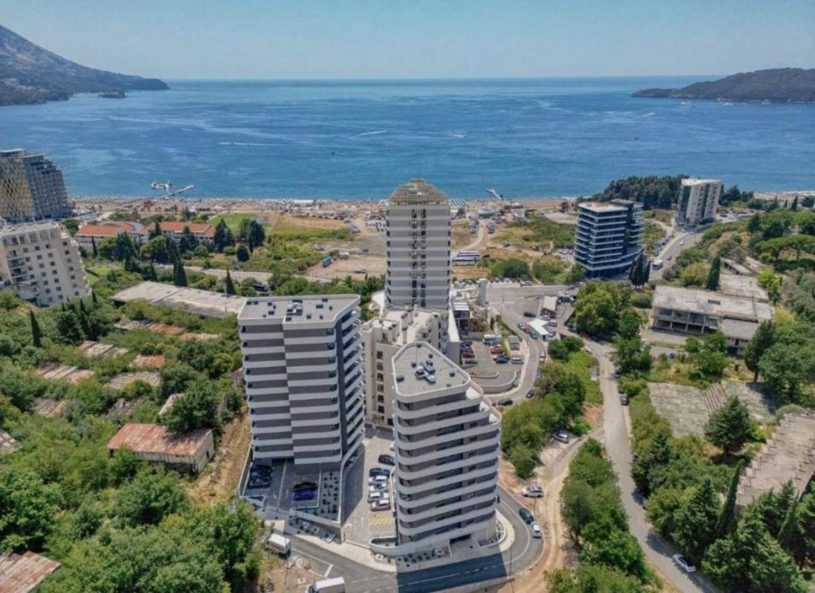 Luxury 2BR Sea View & Garage & Twin Towers Becici - Chambres d'hôtes Bečići