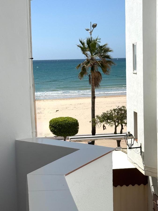 Apartamento en Paseo Marítimo de Barbate con plaza de garaje opcional - Chambres d’hôtes Barbate
