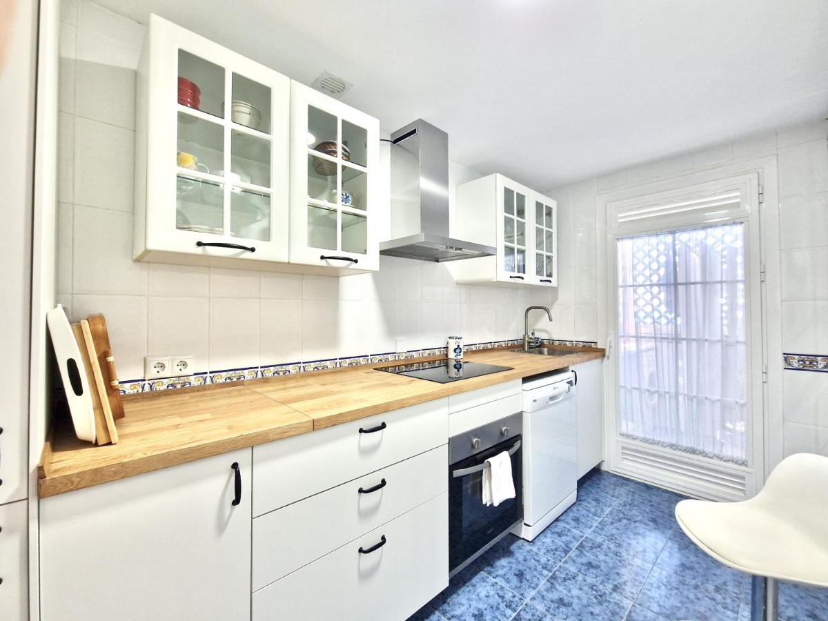 SR Bajadilla beach front with wonderful sea view - Bed and Breakfast Marbella