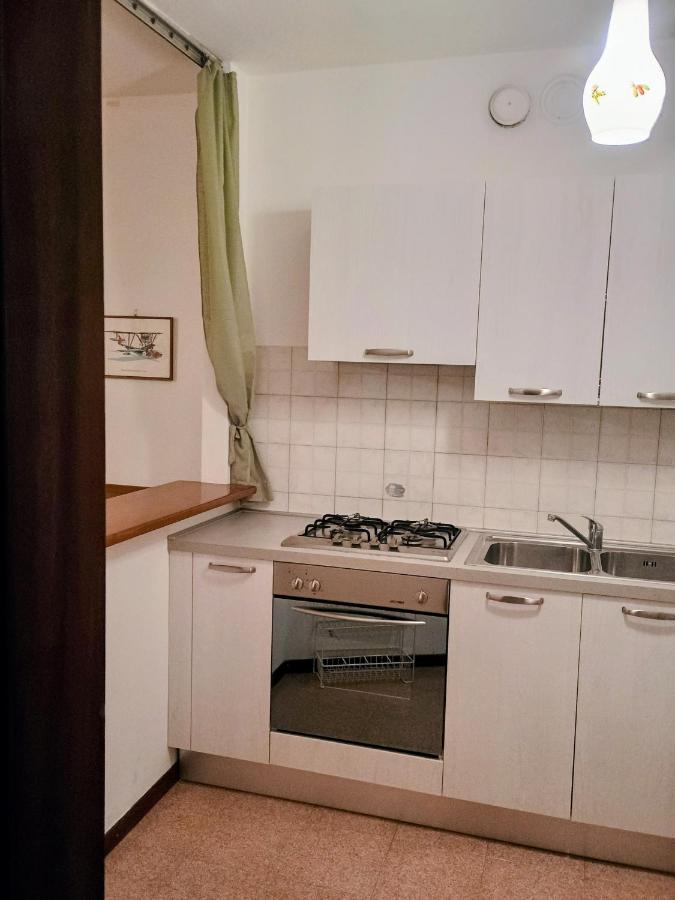 Condominio Miramare 5 - Agenzia Arcobaleno - B&B Porto Santa Margherita