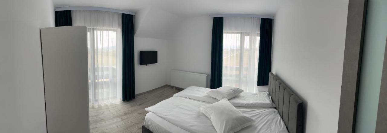 Cezar House - B&B Codlea