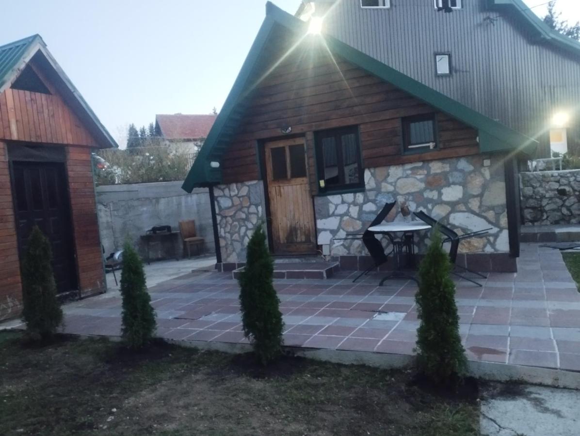 Vikendica Pejovic - B&B Žabljak