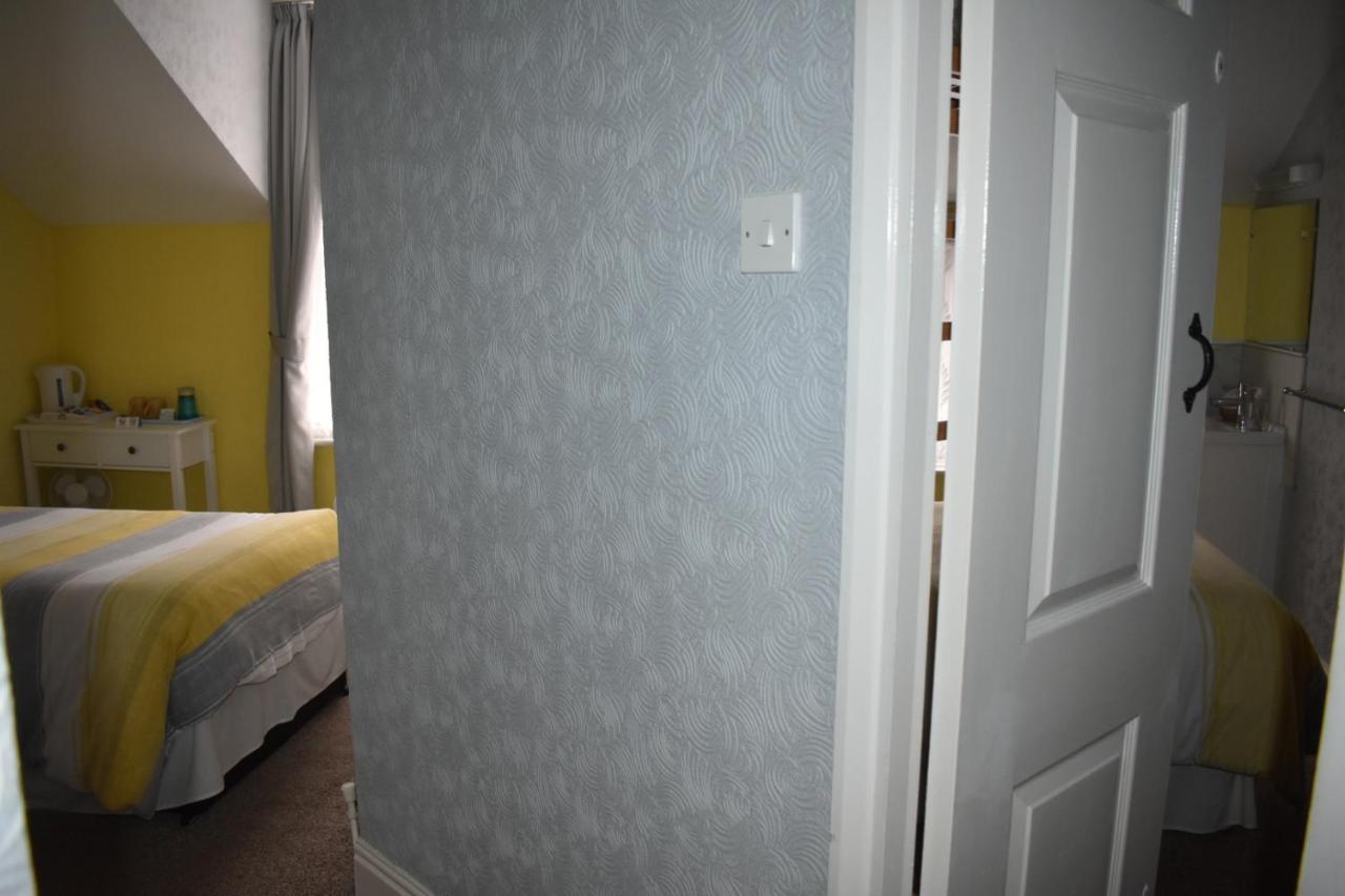 The Phoenix Guest House - B&B Scarborough