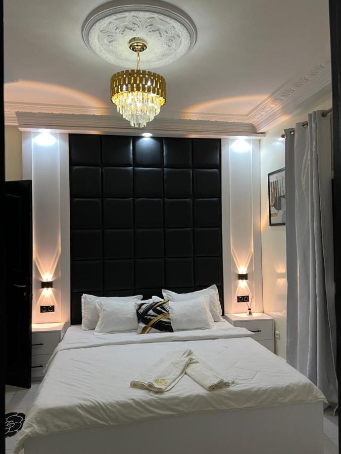 Superbe Studio Design aux Almadies - B&B Dakar