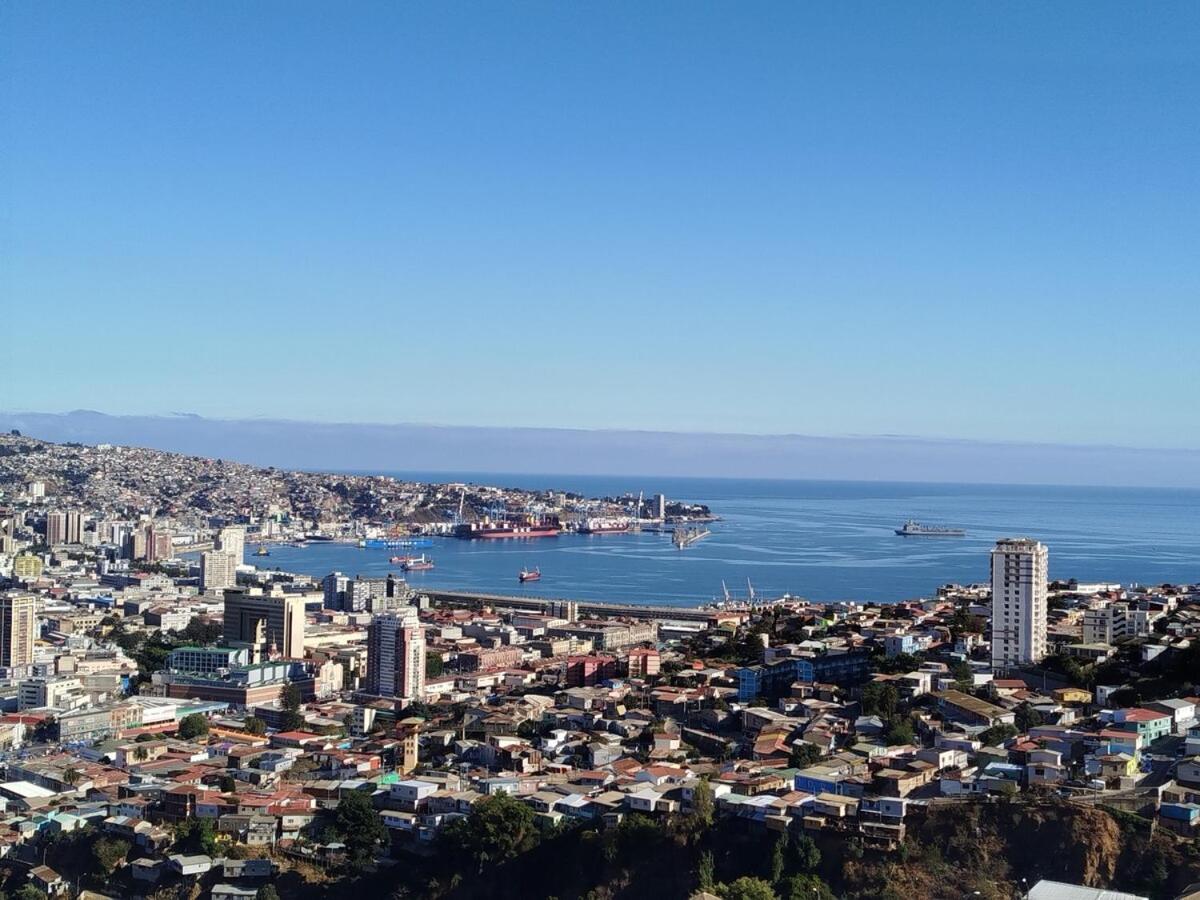 Beautiful apartment overlooking Valparaíso Bay - Chambres d'hôtes Valparaiso