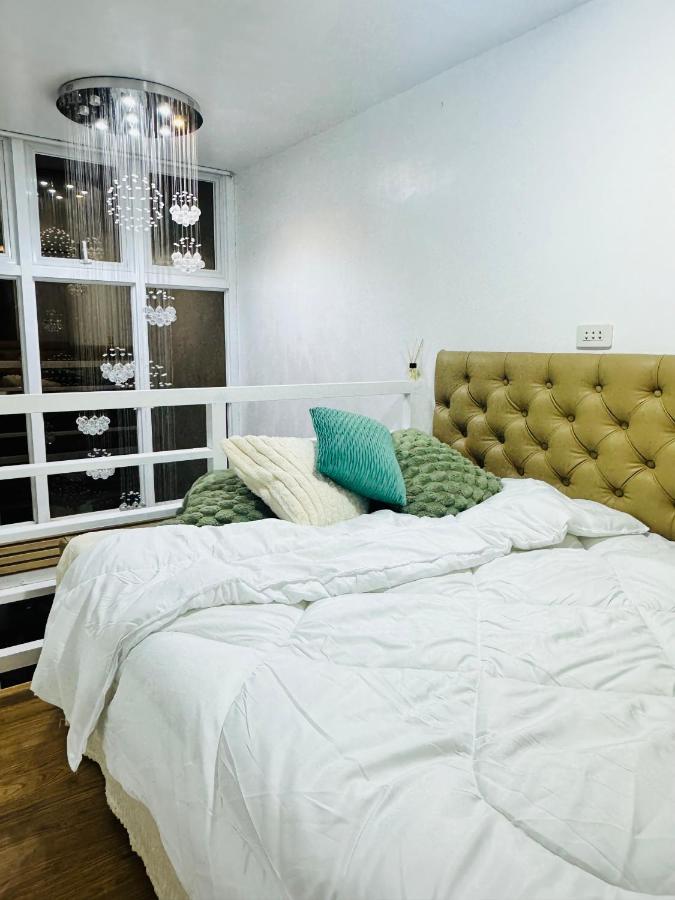 Near Airport and Beach Modern Loft with Pond - B&B Puerto Princesa City