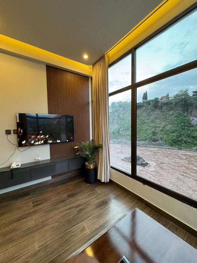 Munawar Residence - B&B Muzaffarabad