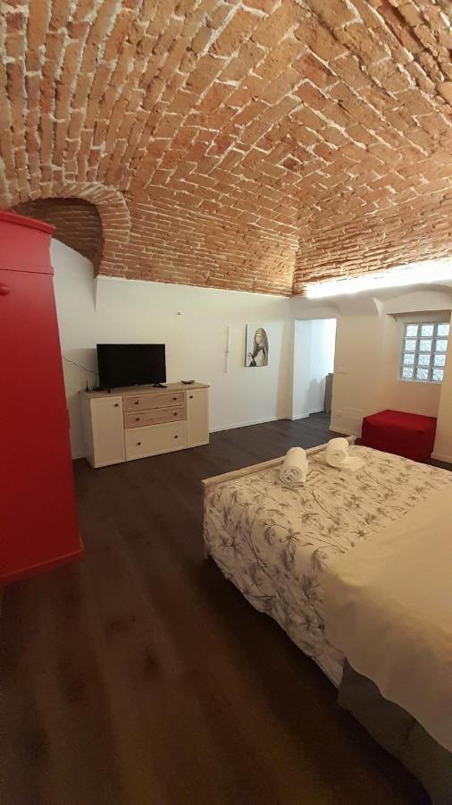 La casina in città - Little flats in town - Chambres d'hôtes Alessandria