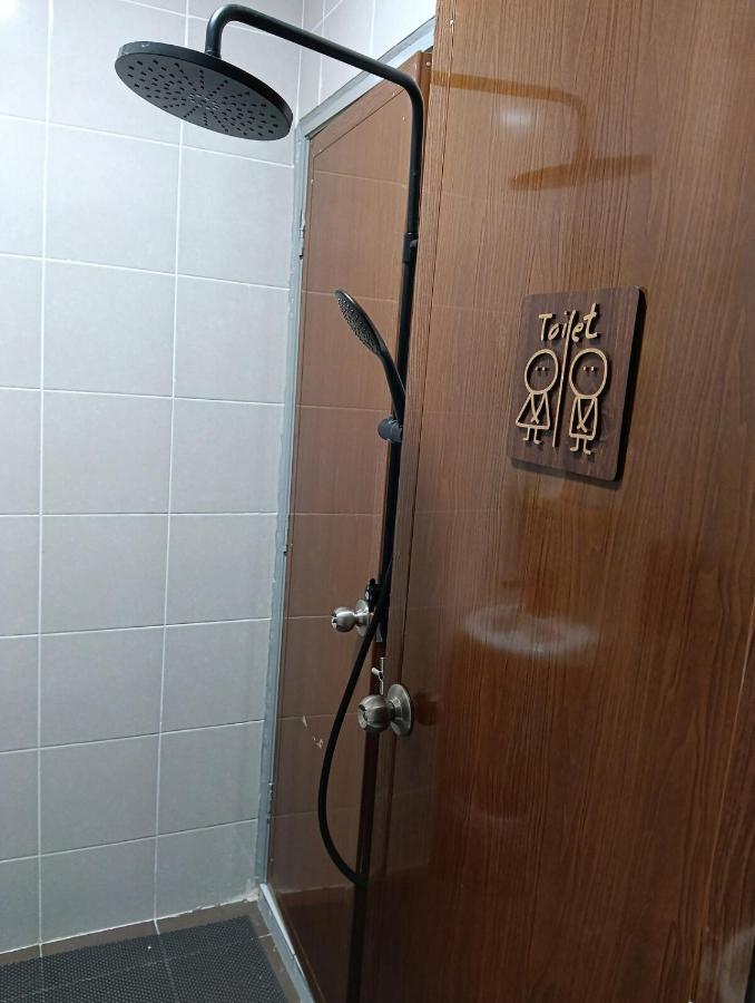 Lilaluxstay - B&B Shah Alam