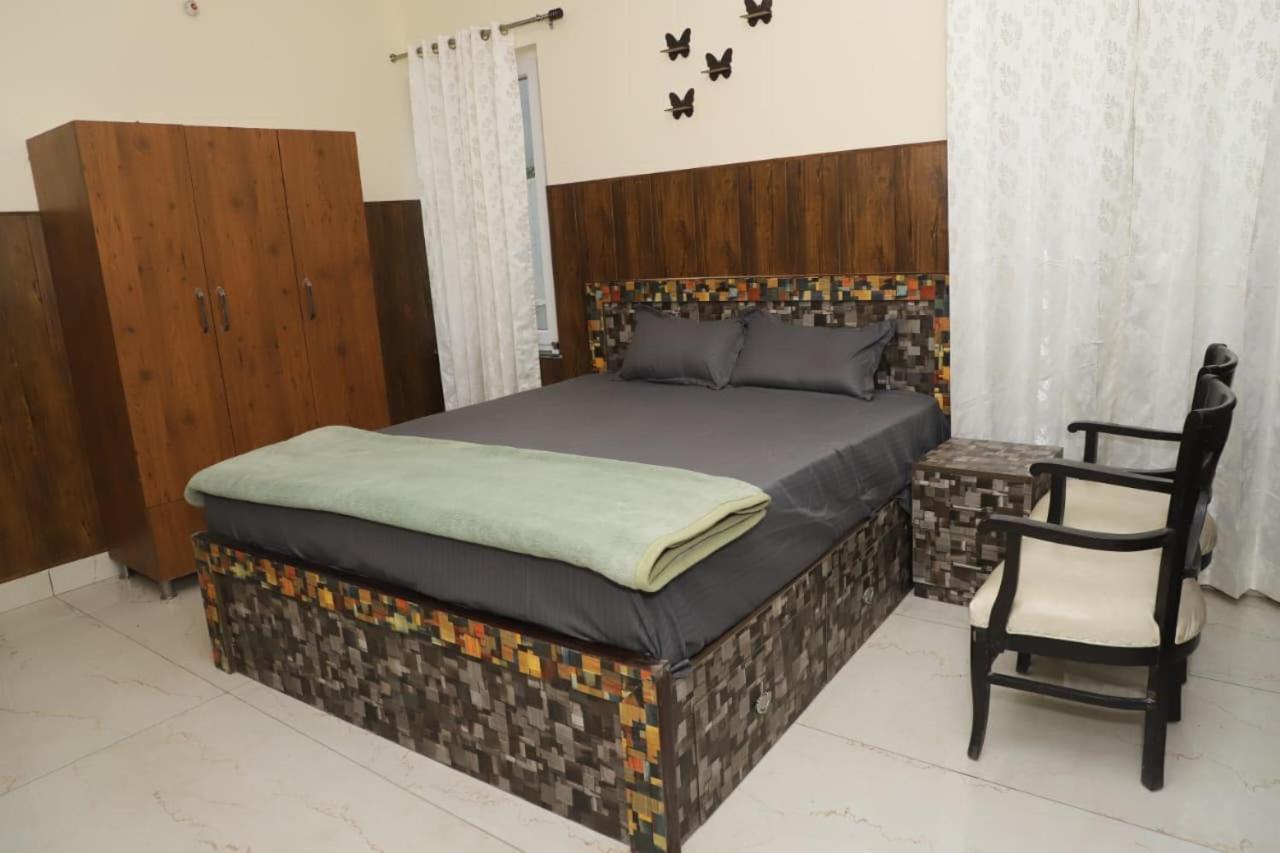 Aashray - Bed and Breakfast Dehradun