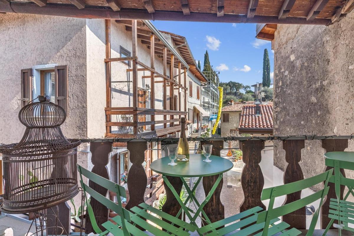 Suite Vista Lago sulle colline di Gardone - Ferienwohnung Gardone Riviera
