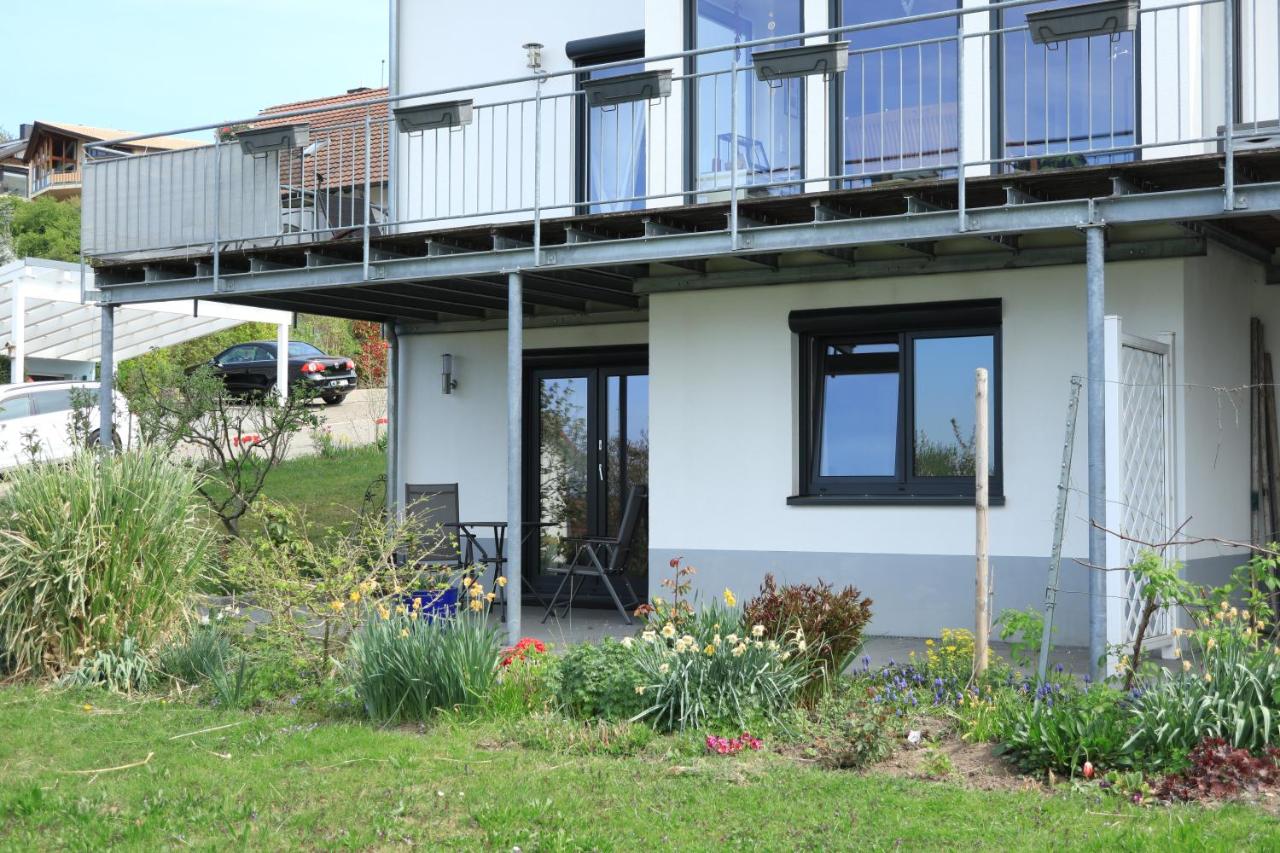 Ferienwohnung Rheingeschaut - B&B Bad Bellingen