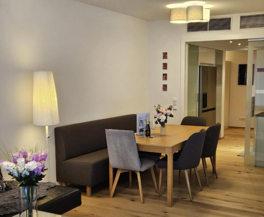 Mountains & Lakes - Apartment Seepark Velden - B&B Velden am Wörther See