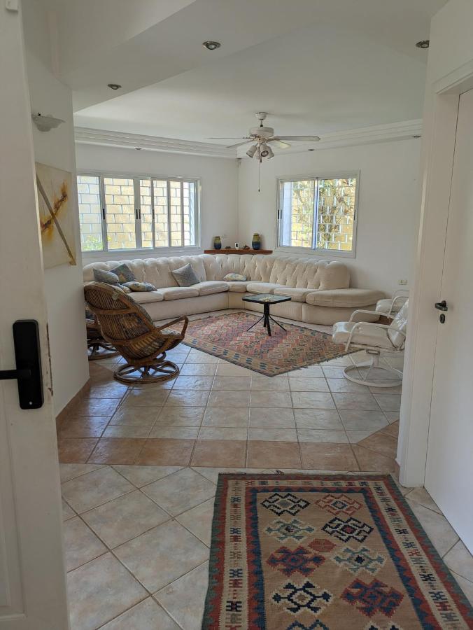 Quartos com suite em casa de praia com piscina - Ferienwohnung Guarujá