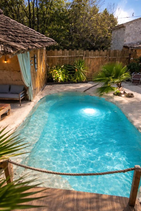 Gite Romantique avec SPA- Rêve de Bali - au Mont Ventoux - Chambres d’hôtes Carpentras